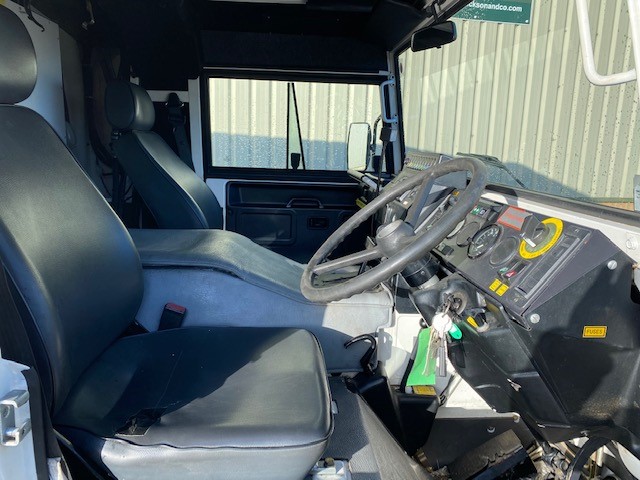 Pinzgauer 718 6×6 Ambulances