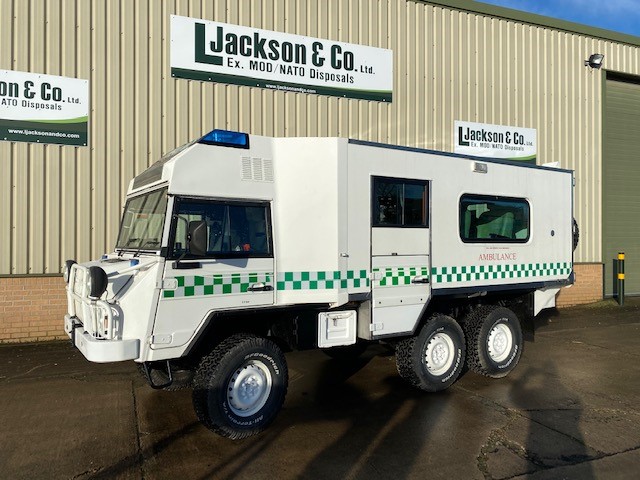 Pinzgauer 718 6×6 Ambulances