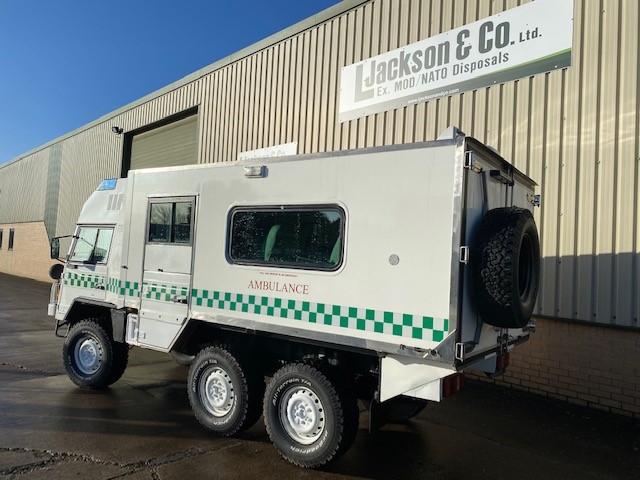 Pinzgauer 718 6×6 Ambulances