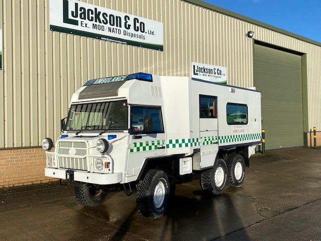 Pinzgauer 718 6×6 Ambulances