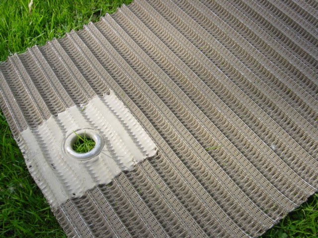 Self recovery trackway matting