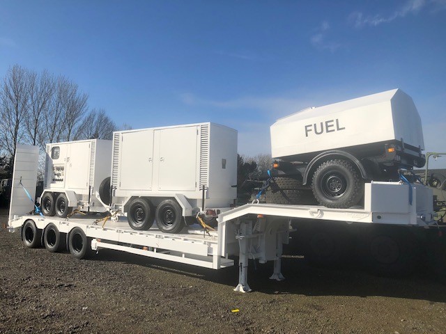 Broshuis E2130 Tri Axle Step Frame Low Loader Trailer